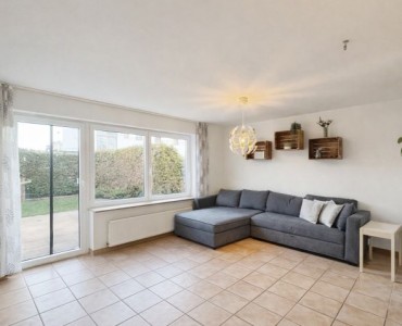 WOHNEN IN IDYLLISCHER LAGE Reihenhaus mit Garten und Garagenstellplatz